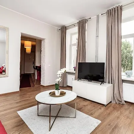 Cozy In The Centre And Free Parking * Таллин