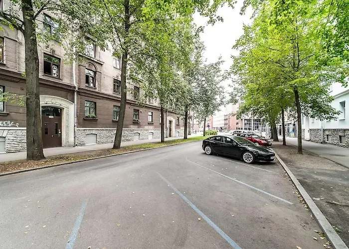 Cozy In The Centre And Free Parking