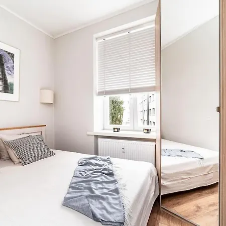 Cozy In The Centre And Free Parking Apartment *